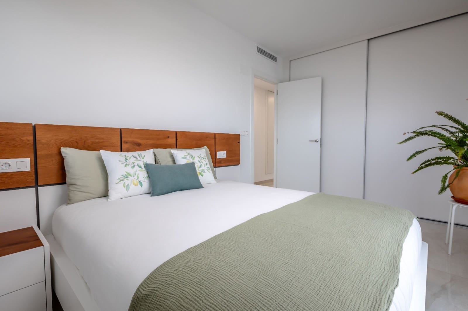 3 bedroom Penthouse for sale in Oliva with pool - € 950,000 (Ref: 9413757)