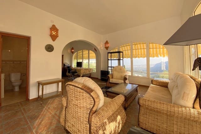 5 soverom Villa til salgs i Devessa - Monte Pego, Dénia med svømmebasseng - € 700 000 (Ref: 9415458)