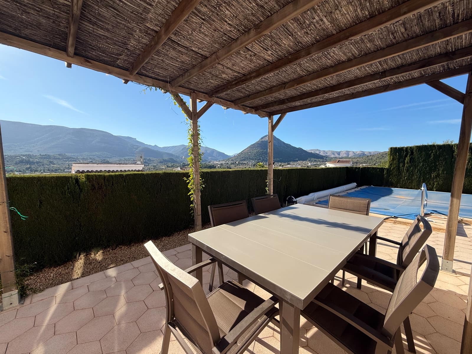 5 bedroom Villa for sale in Murla with pool - € 599,000 (Ref: 9426950)