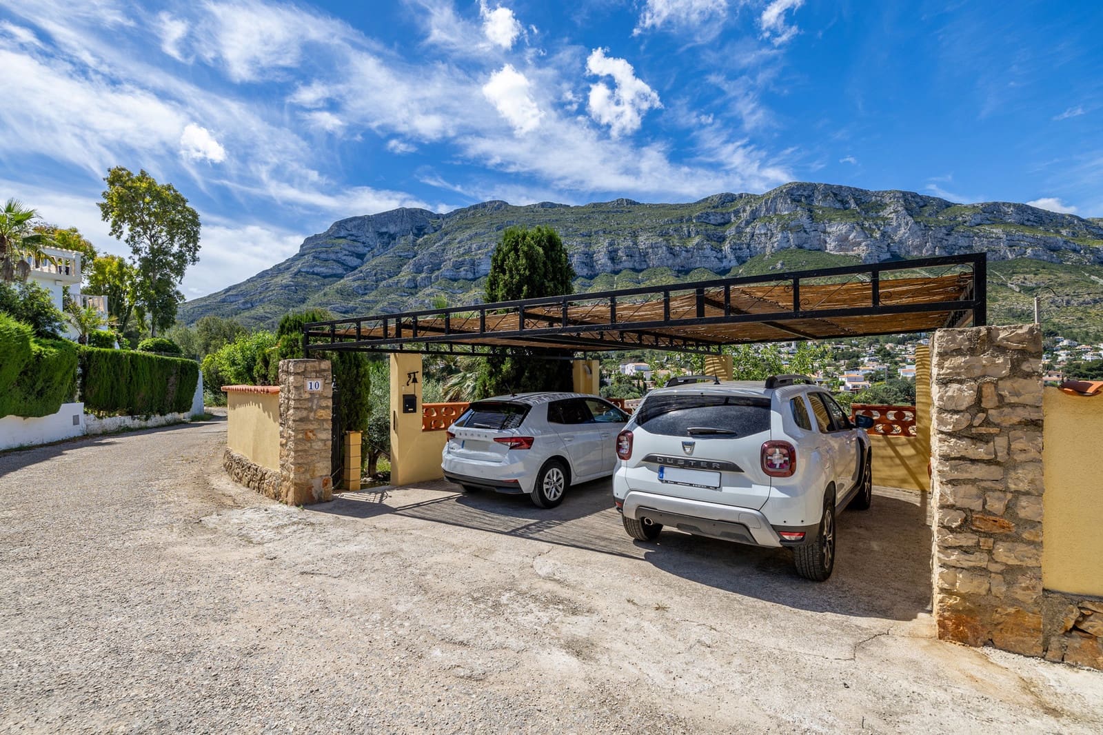 3 slaapkamer Villa te koop in Denia met zwembad - € 649.000 (Ref: 9439657)