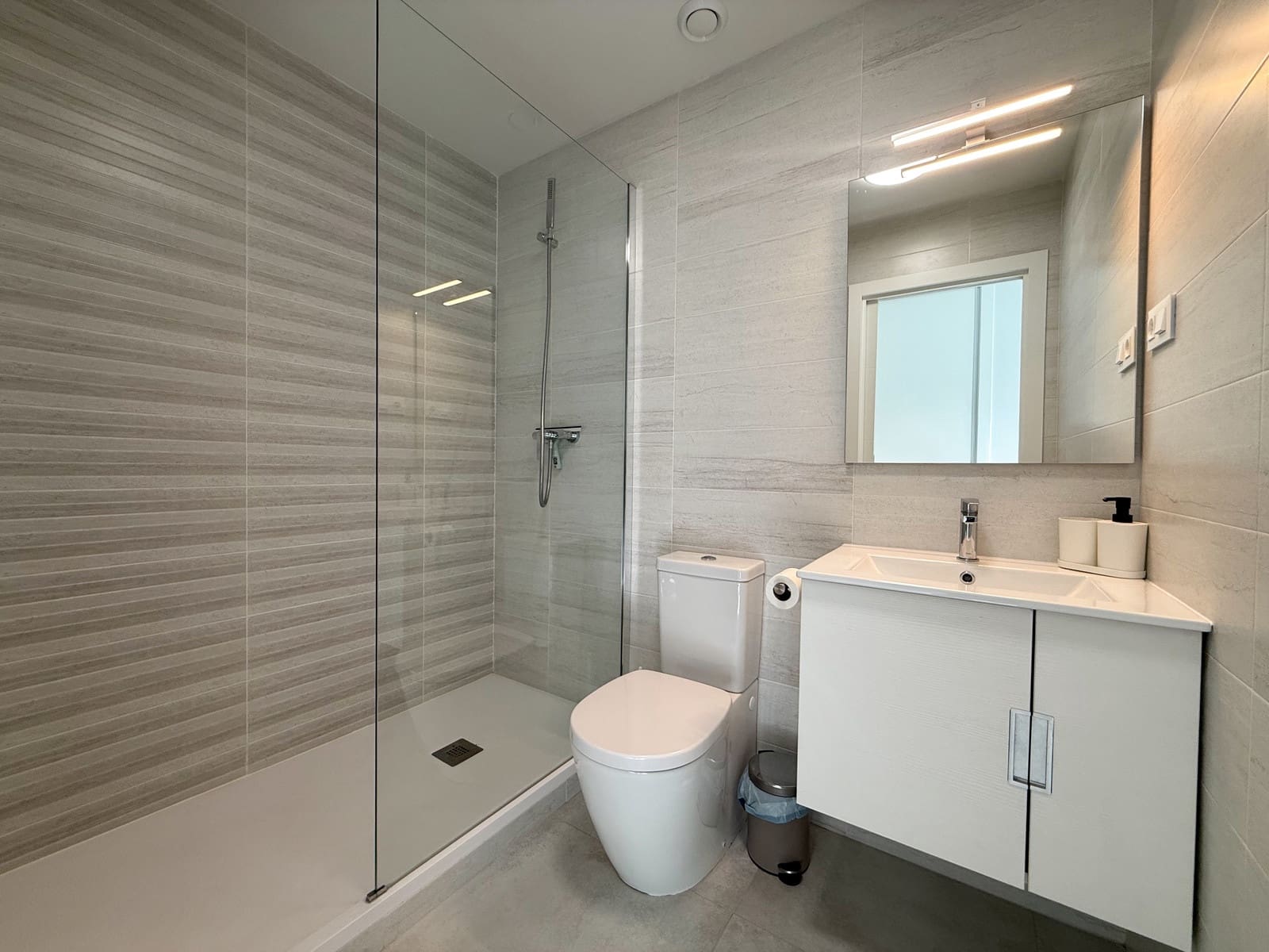 3 Zimmer Haus zu verkaufen in Els Poblets mit Pool - 425.000 € (Ref: 9446009)