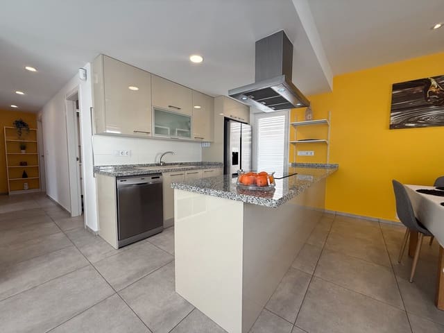 3 sovrum Villa till salu i Polop med pool - 460 000 € (Ref: 9488220)