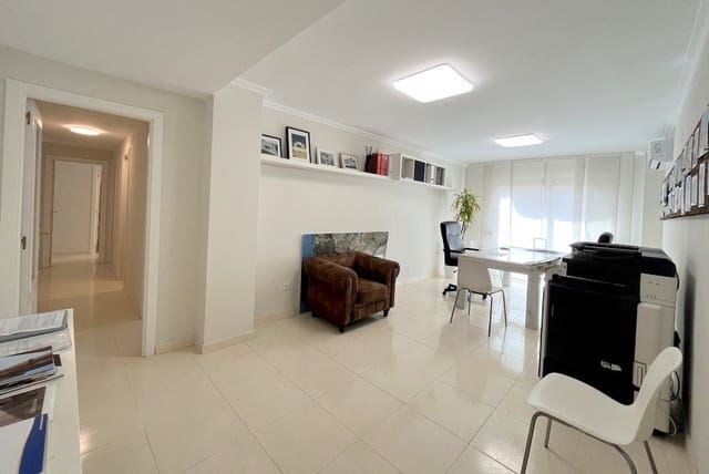 3 bedroom Apartment for sale in Centro ciudad, Javea / Xàbia - € 299,000 (Ref: 9488221)