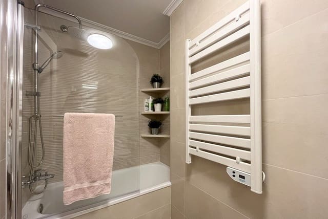 3 bedroom Apartment for sale in Centro ciudad, Javea / Xàbia - € 299,000 (Ref: 9488221)