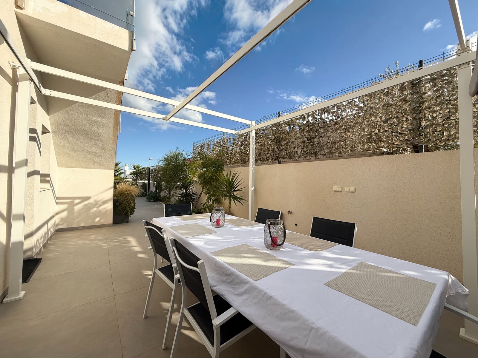 5 bedroom Villa for sale in Polop with pool - € 720,000 (Ref: 9491278)