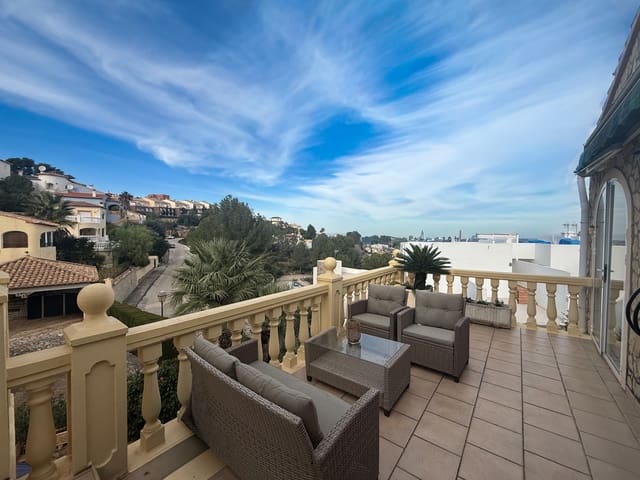 3 makuuhuone Huvila myytävänä paikassa Pedreguer - 375 000 € (Ref: 9527162)