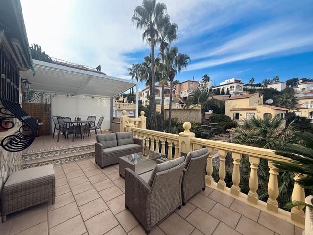 3 makuuhuone Huvila myytävänä paikassa Pedreguer - 375 000 € (Ref: 9527162)