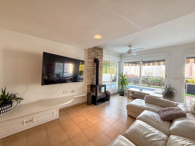 3 camera da letto Casa in vendita in Benidorm con piscina - 390.000 € (Rif: 9530204)