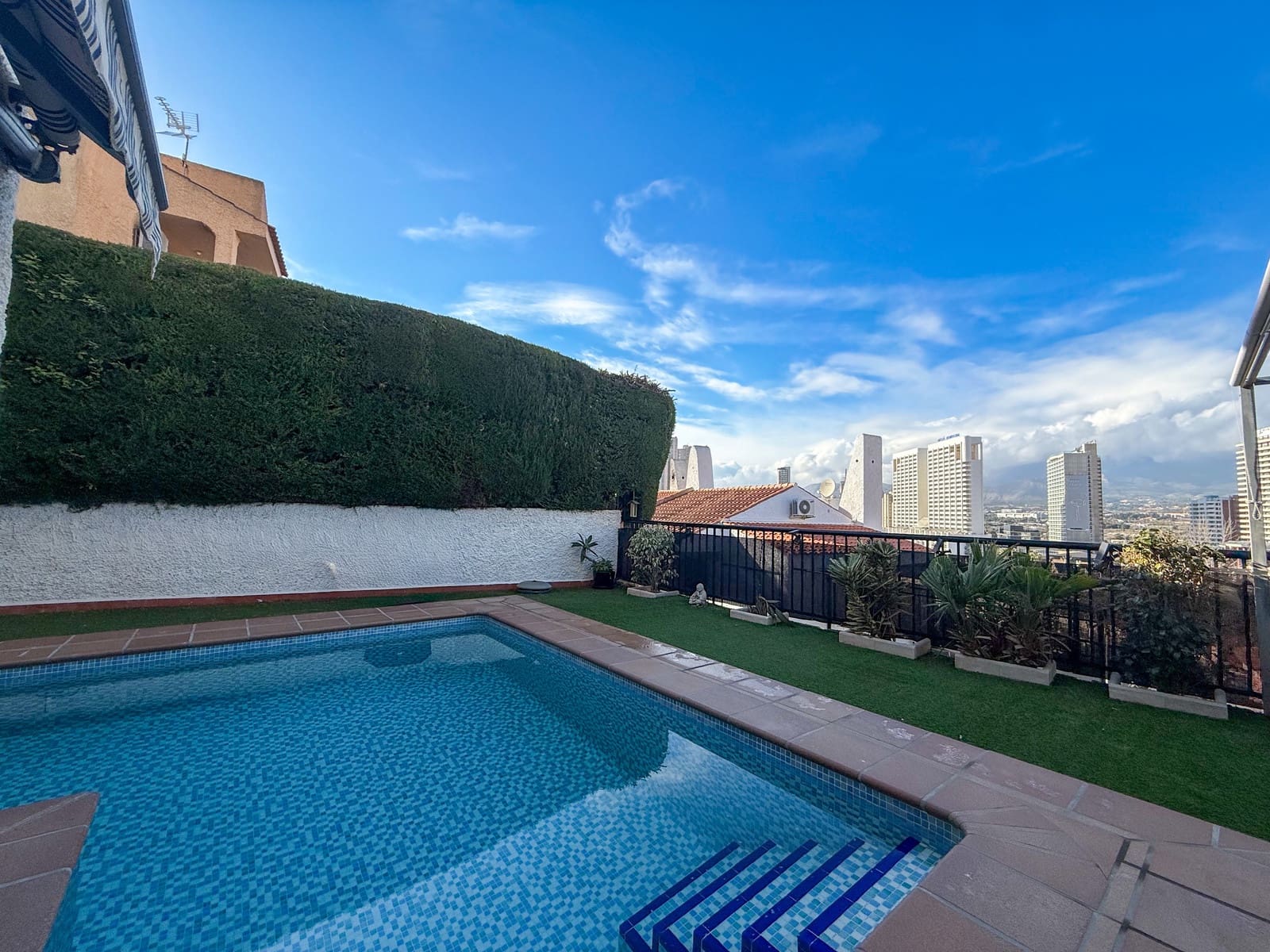 3 camera da letto Casa in vendita in Benidorm con piscina - 390.000 € (Rif: 9530204)