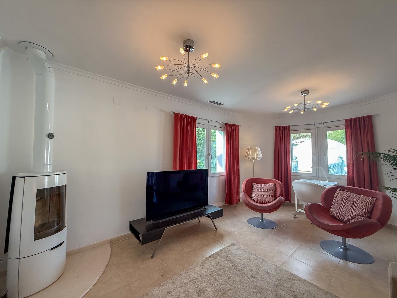 3 Zimmer Villa zu verkaufen in Pedreguer mit Pool - 475.000 € (Ref: 9574046)