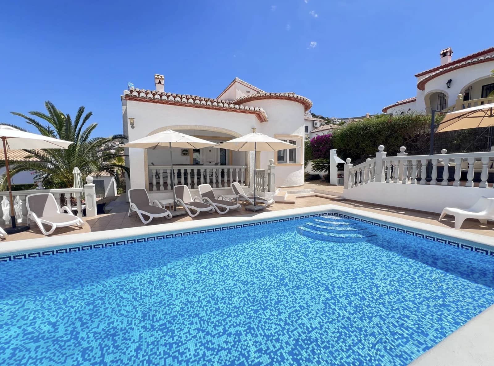 3 Zimmer Villa zu verkaufen in Pedreguer mit Pool - 475.000 € (Ref: 9574046)