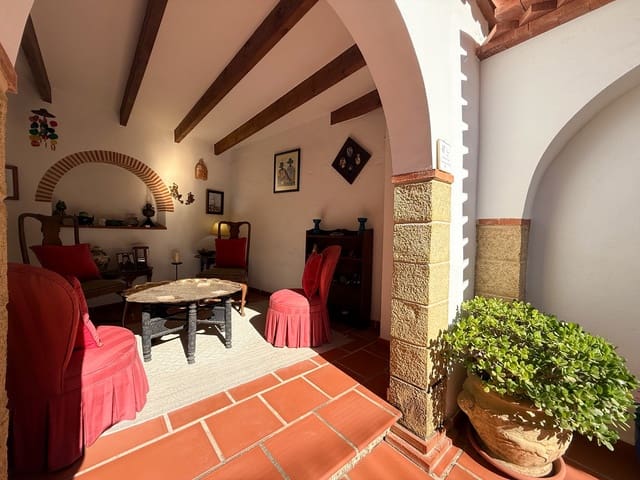 3 bedroom Townhouse for sale in Pego - € 295,000 (Ref: 9576257)