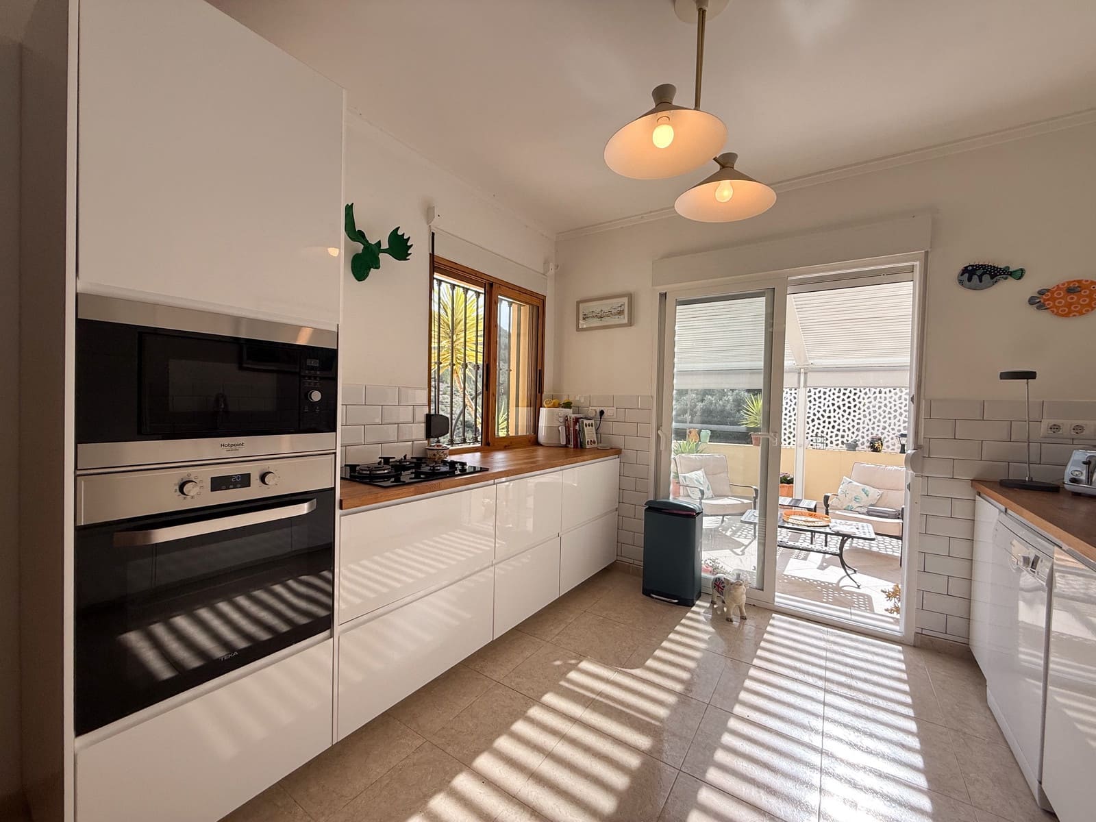 Chalet de 3 habitaciones en Orba en venta con piscina - 430.000 € (Ref: 9594767)