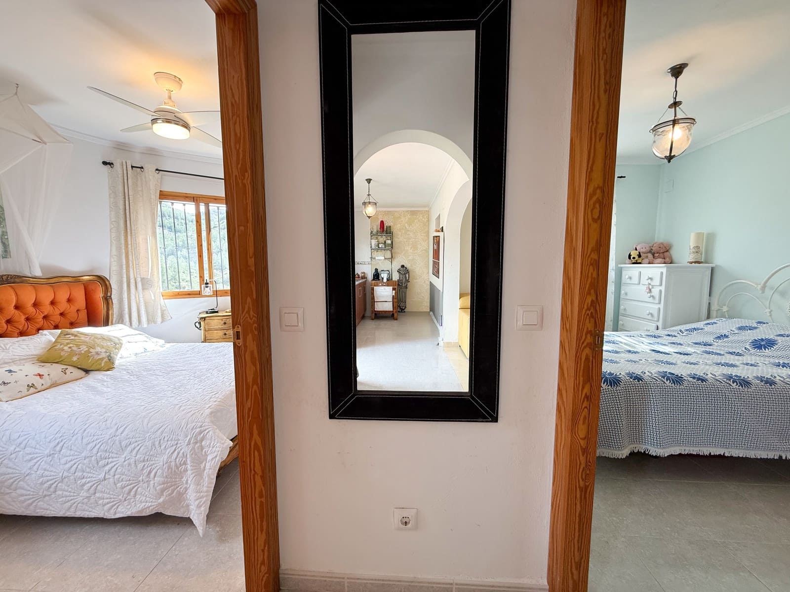 Chalet de 3 habitaciones en Orba en venta con piscina - 430.000 € (Ref: 9594767)