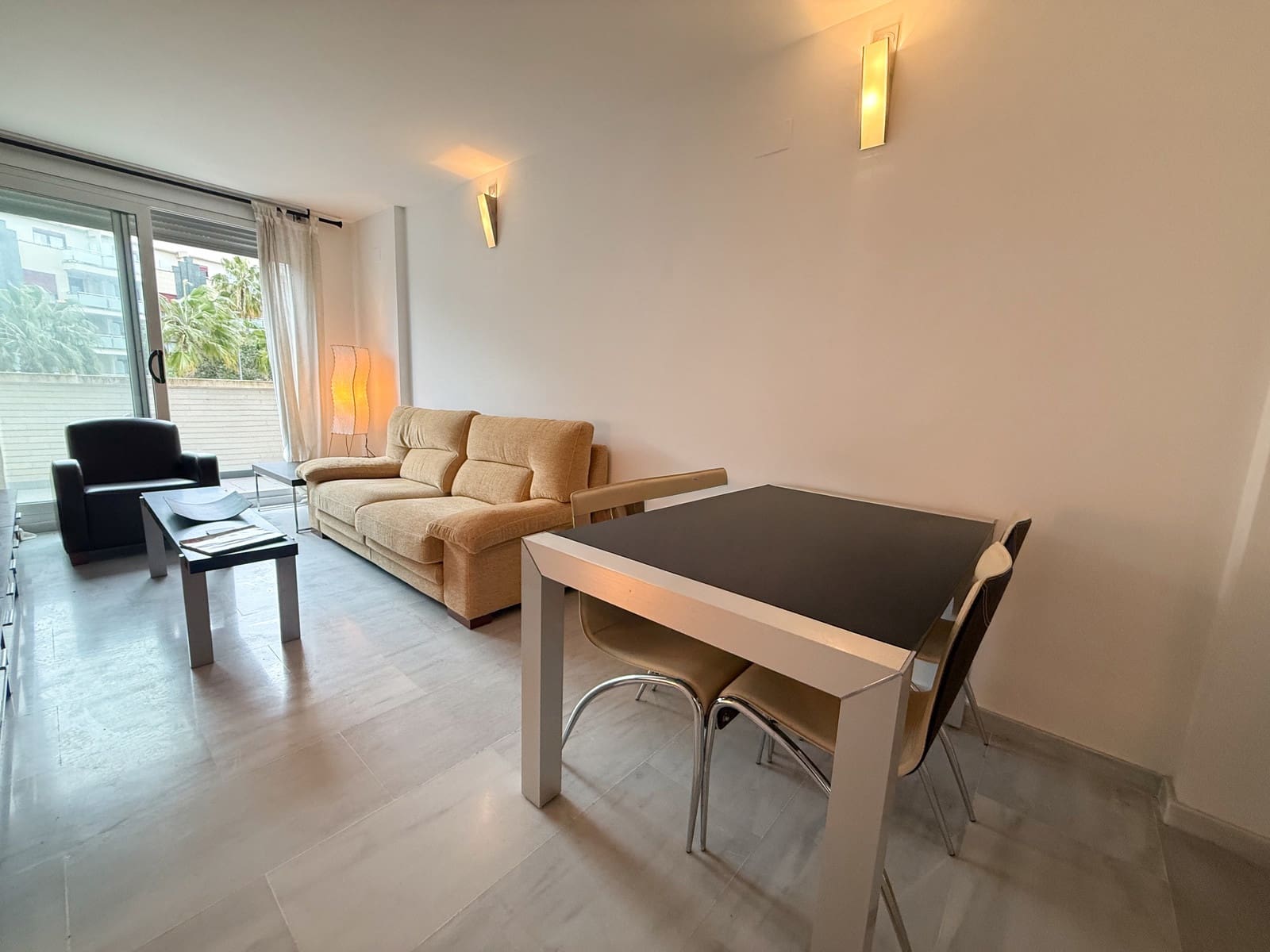 2 makuuhuone Huoneisto myytävänä paikassa Denia mukana uima-altaan - 260 000 € (Ref: 9594768)