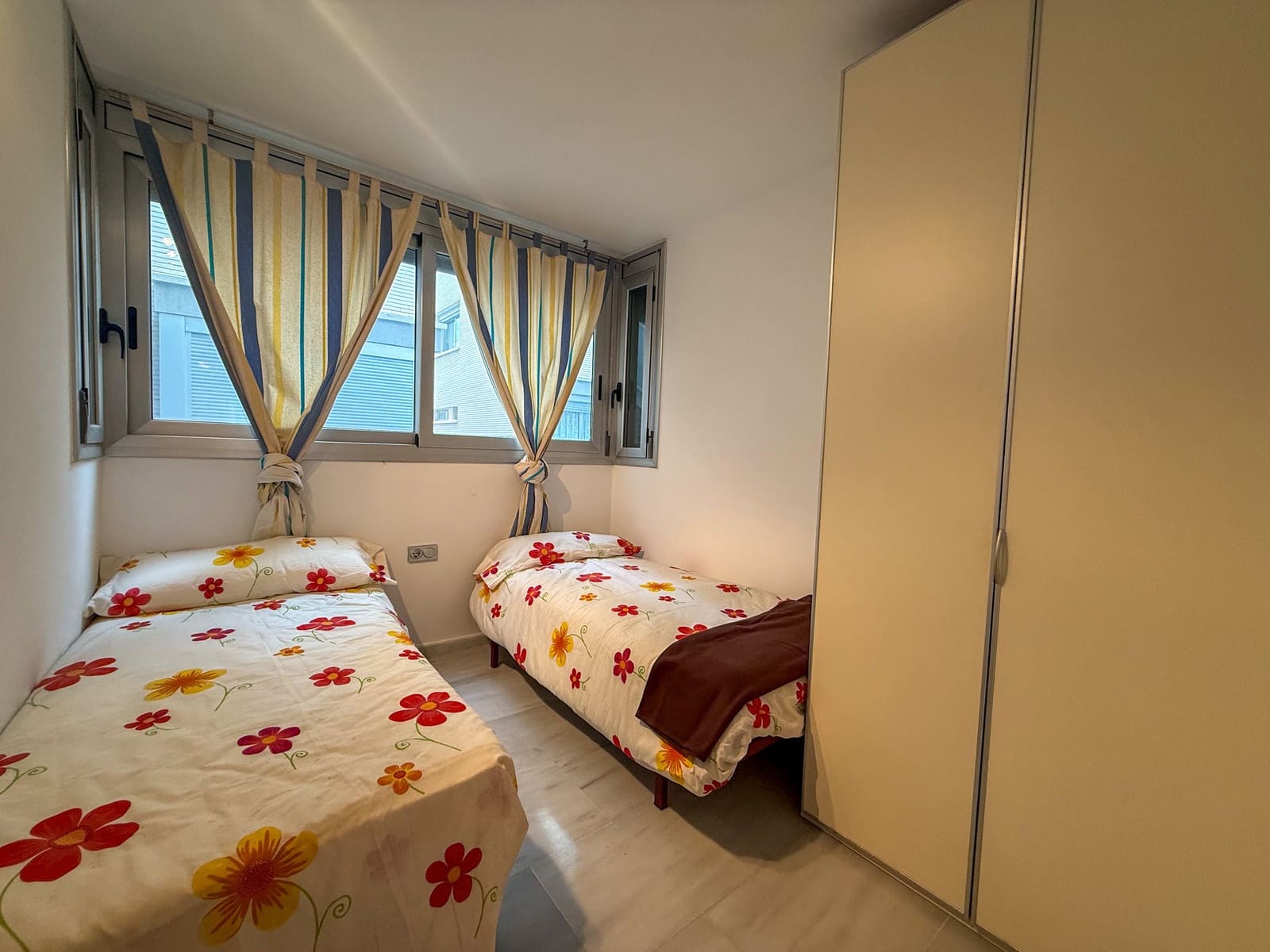 2 makuuhuone Huoneisto myytävänä paikassa Denia mukana uima-altaan - 260 000 € (Ref: 9594768)