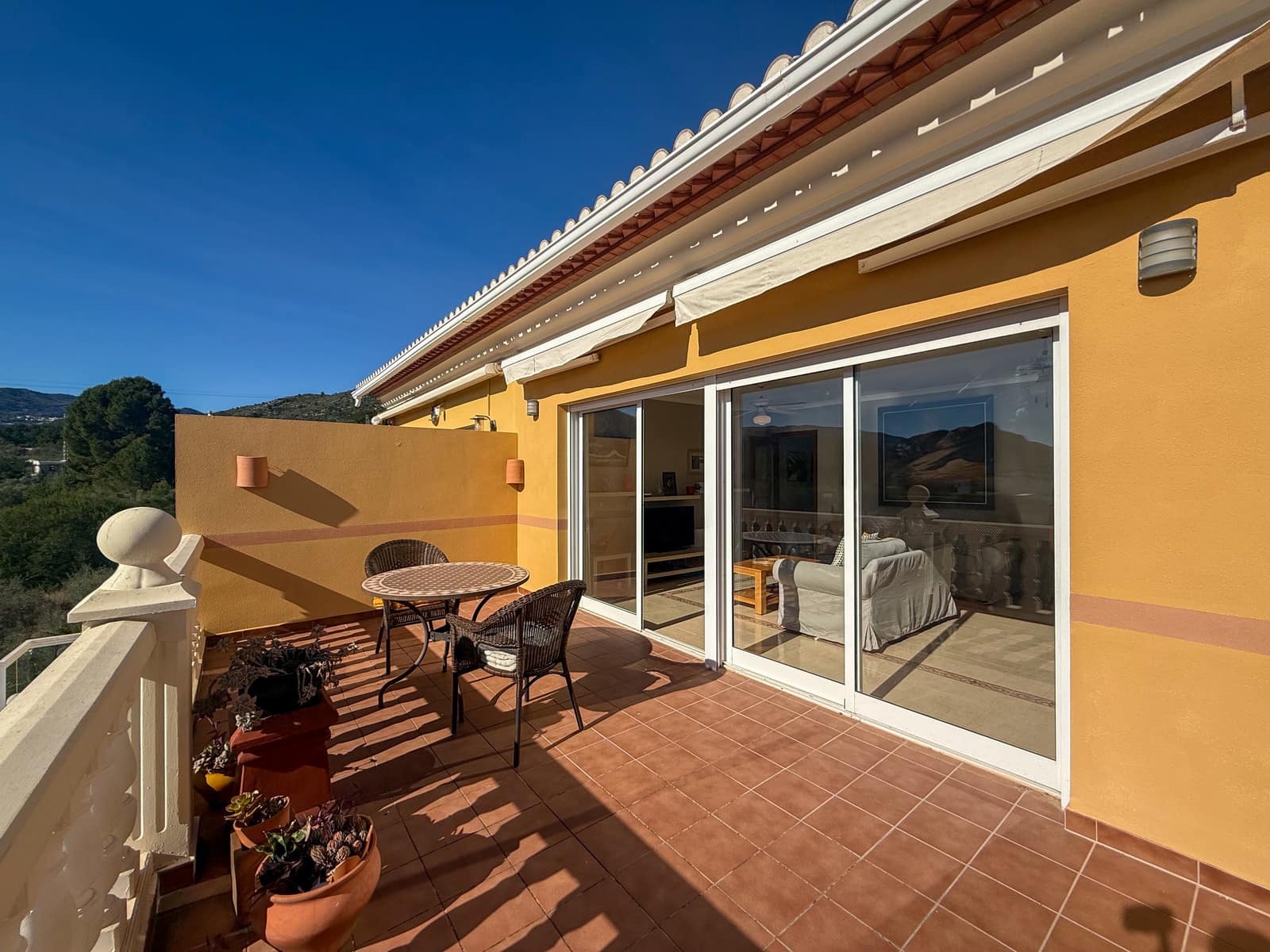 2 soveværelse Lejlighed til salg i Tormos med swimmingpool - € 185.000 (Ref: 9615184)