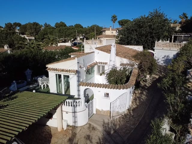 Chalet de 3 habitaciones en El Montgó, Dénia en venta con piscina - 475.000 € (Ref: 9625383)
