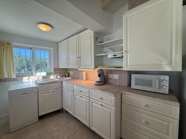 Chalet de 3 habitaciones en El Montgó, Dénia en venta con piscina - 475.000 € (Ref: 9625383)