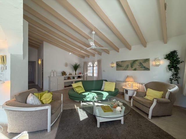 Chalet de 3 habitaciones en El Montgó, Dénia en venta con piscina - 475.000 € (Ref: 9625383)