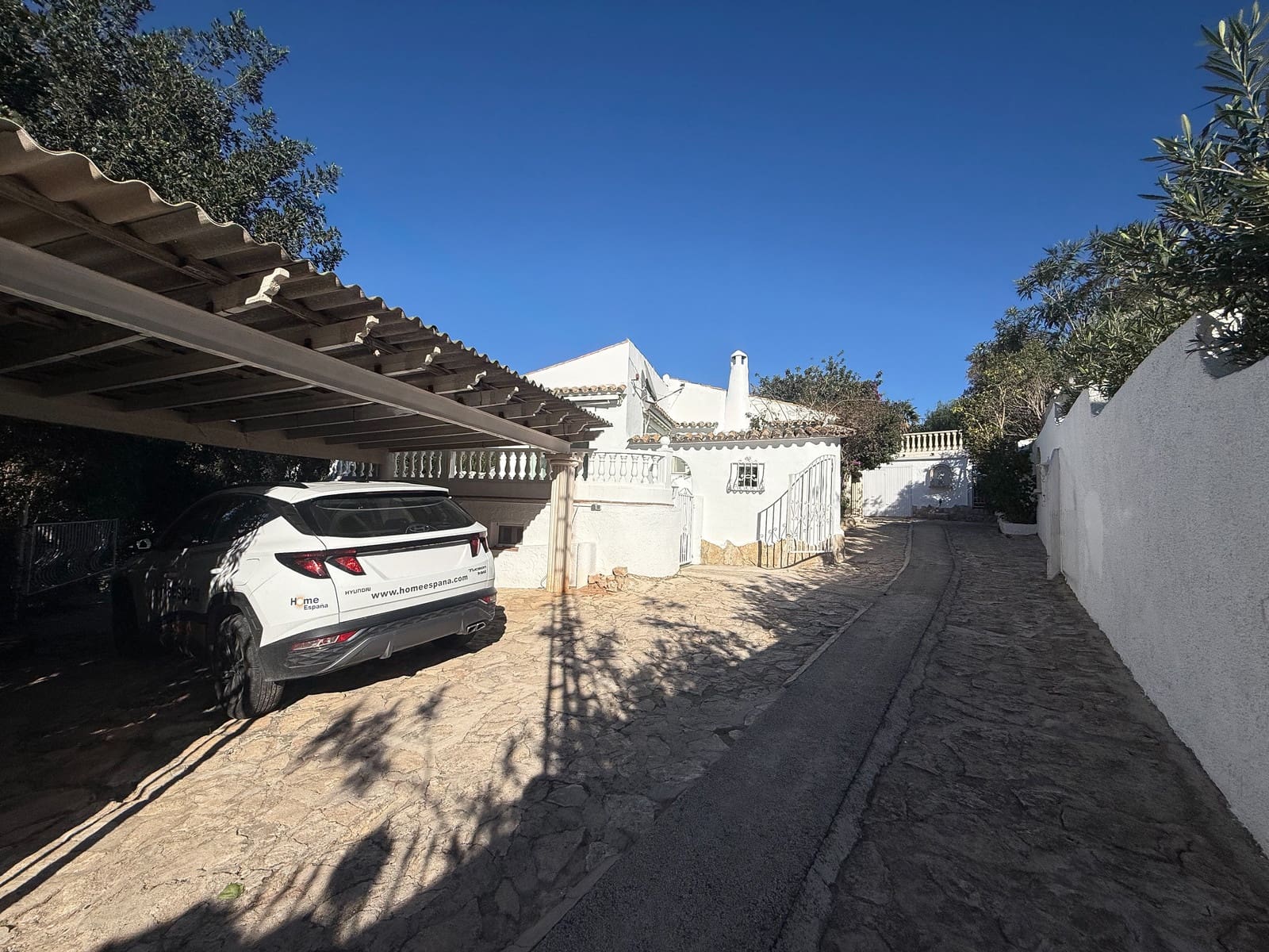 Chalet de 3 habitaciones en Dénia en venta con piscina - 475.000 € (Ref: 9625383)