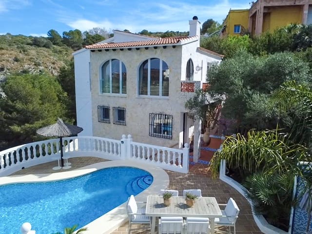 3 slaapkamer Villa te koop in Pedreguer met zwembad - € 479.000 (Ref: 9644592)