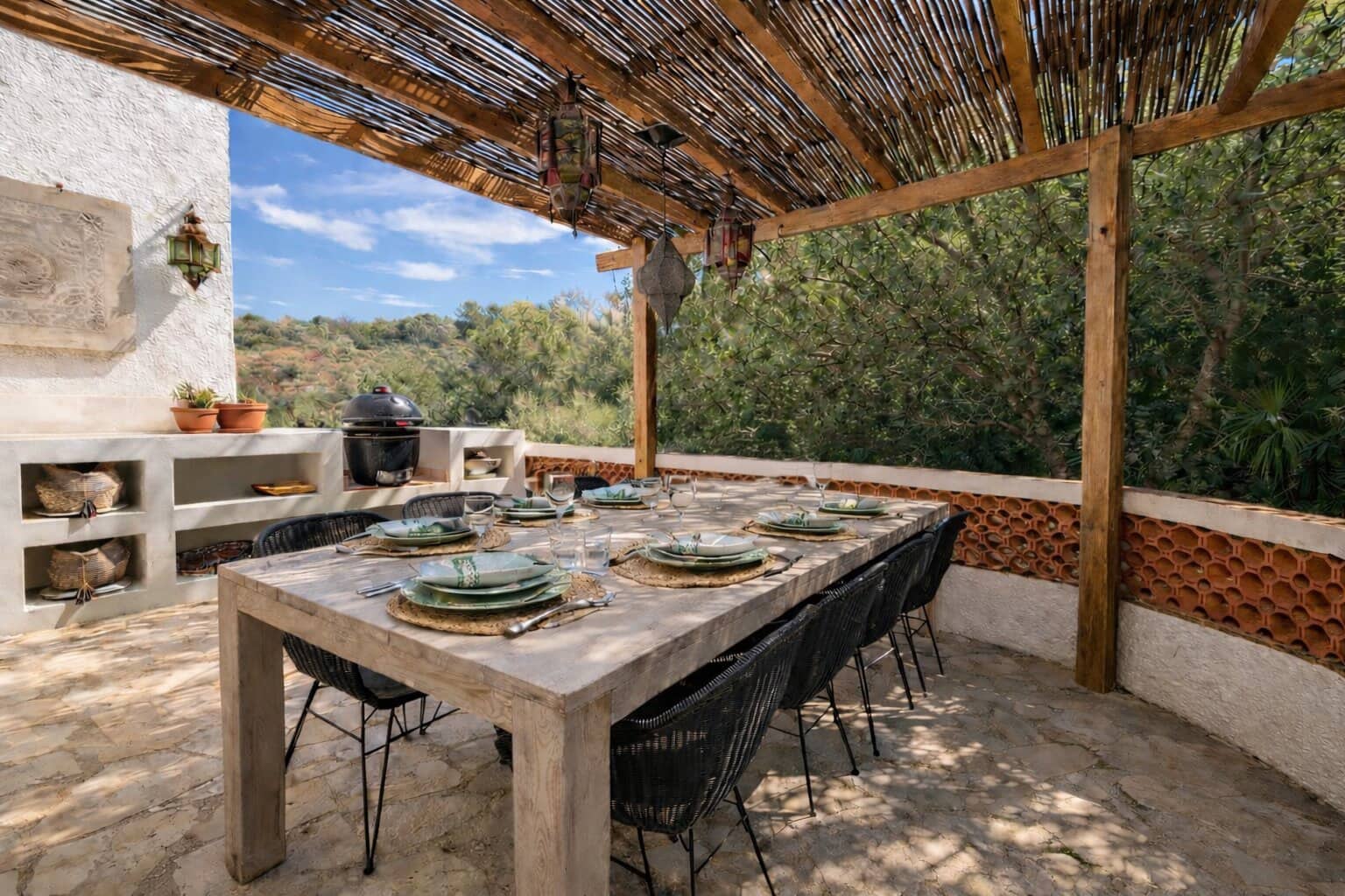 3 bedroom Villa for sale in Pedreguer with pool - € 479,000 (Ref: 9644592)