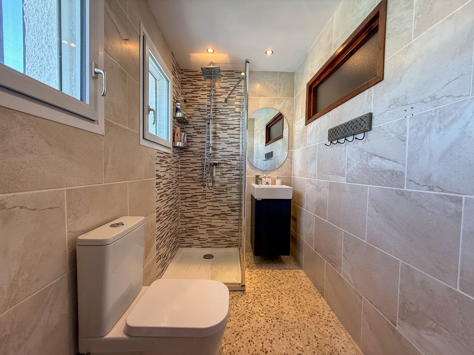 3 bedroom Villa for sale in Pedreguer with pool - € 465,000 (Ref: 9644592)
