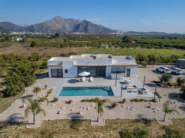 Chalet de 3 habitaciones en Tormos en venta con piscina - 825.000 € (Ref: 9644593)