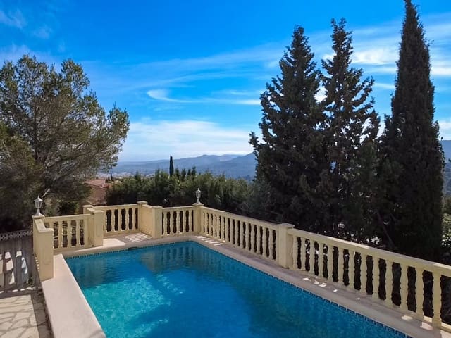 Chalet de 3 habitaciones en Pedreguer en venta con piscina - 395.000 € (Ref: 9658430)