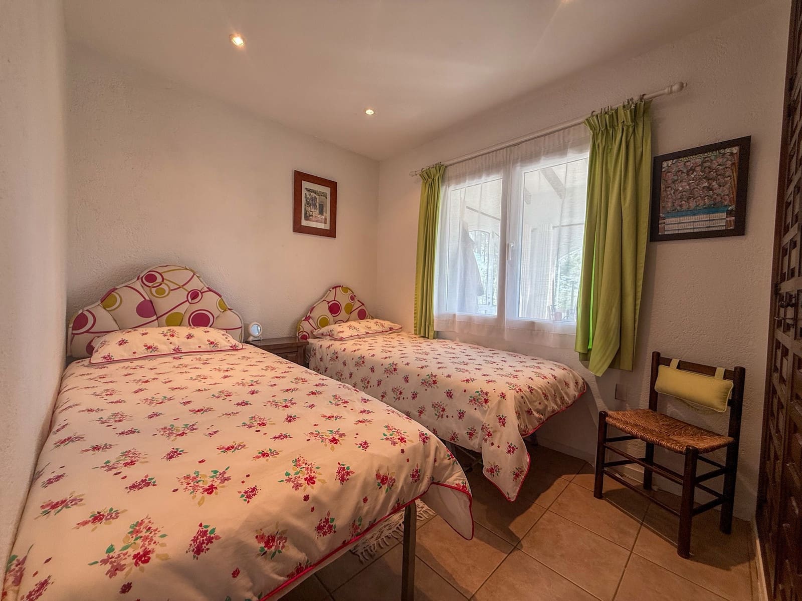 Chalet de 3 habitaciones en Pedreguer en venta con piscina - 395.000 € (Ref: 9658430)