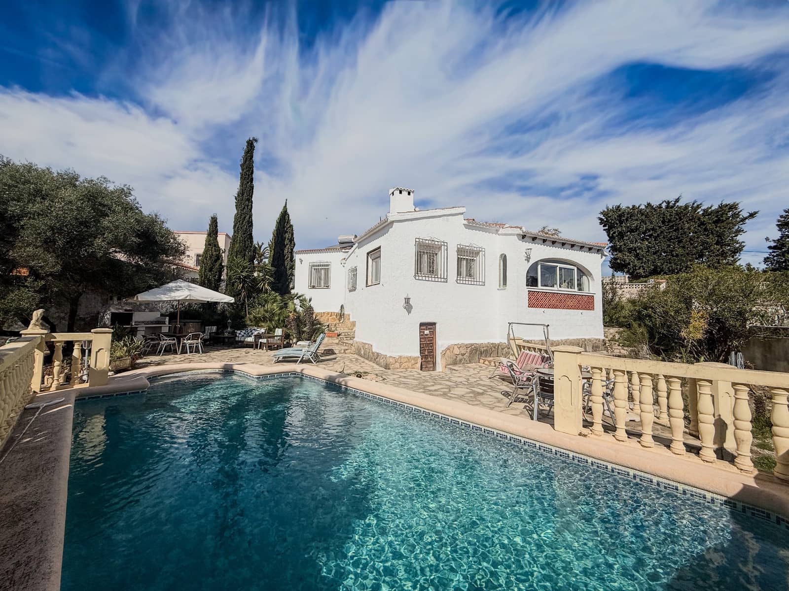 Chalet de 3 habitaciones en Pedreguer en venta con piscina - 395.000 € (Ref: 9658430)