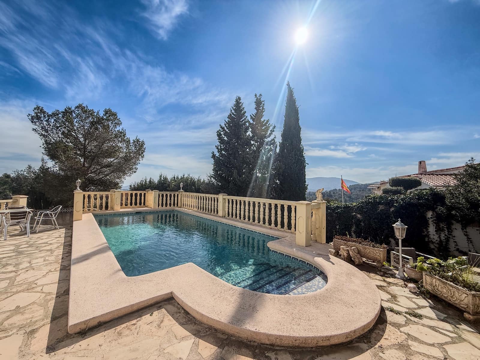 Chalet de 3 habitaciones en Pedreguer en venta con piscina - 395.000 € (Ref: 9658430)