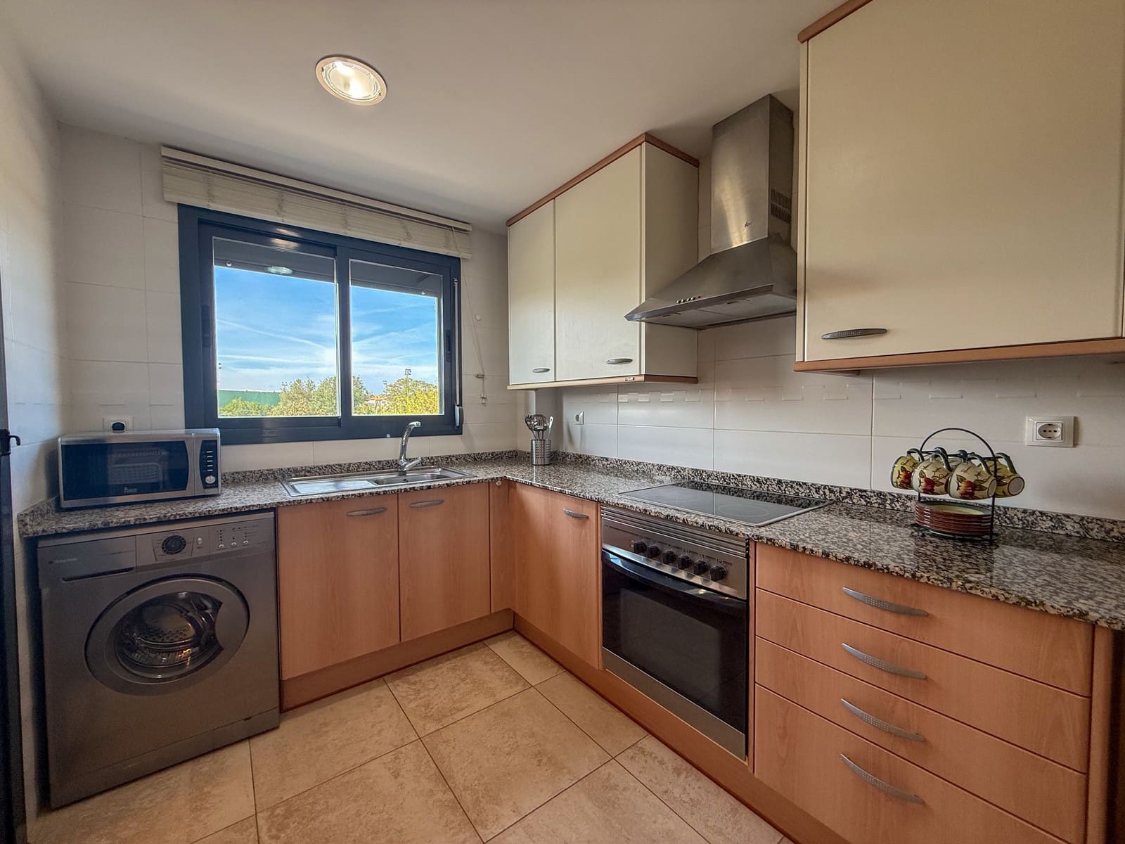 2 makuuhuone Huoneisto myytävänä paikassa Denia mukana uima-altaan - 329 000 € (Ref: 9676985)