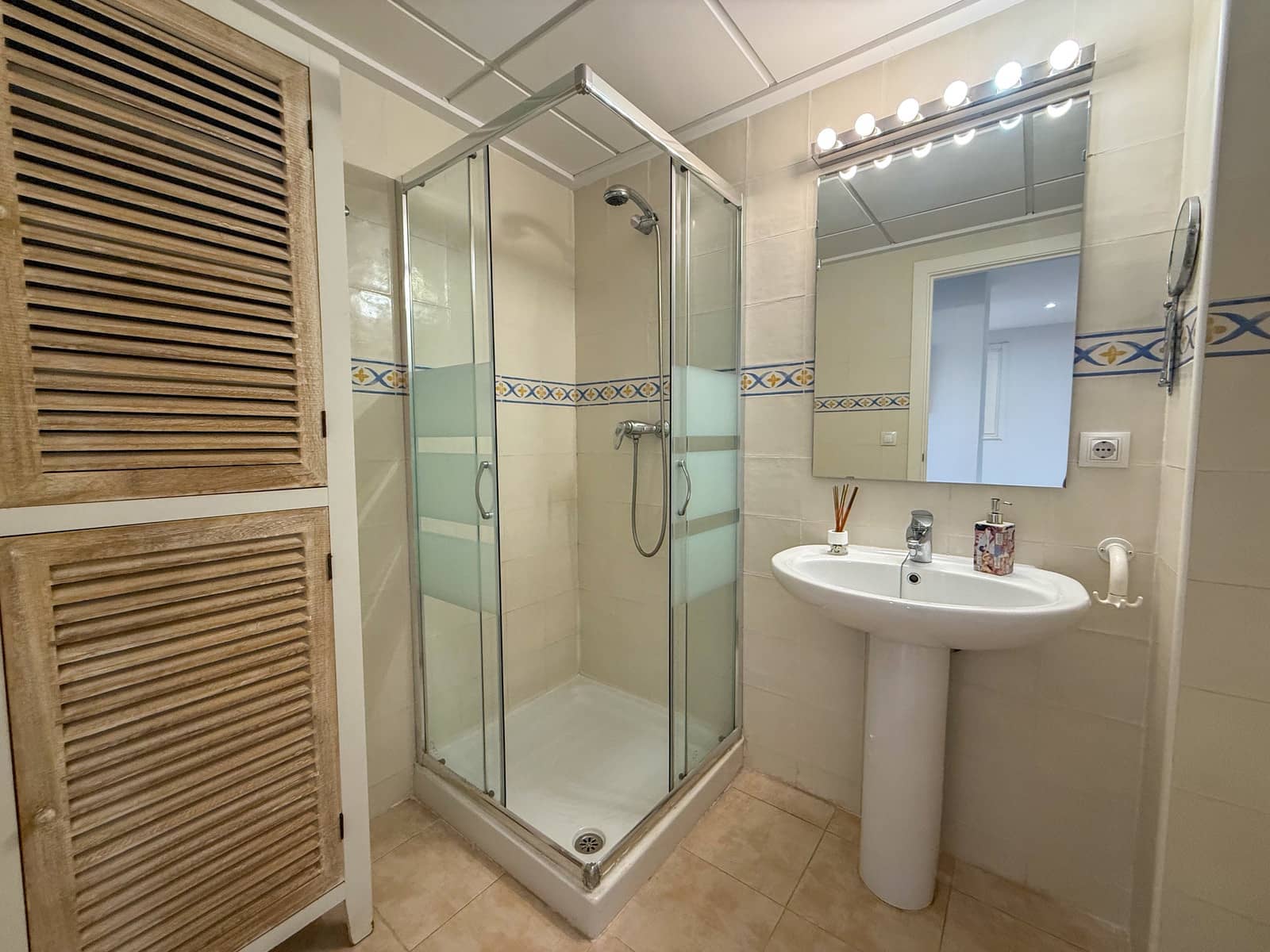 2 makuuhuone Huoneisto myytävänä paikassa Denia mukana uima-altaan - 329 000 € (Ref: 9676985)