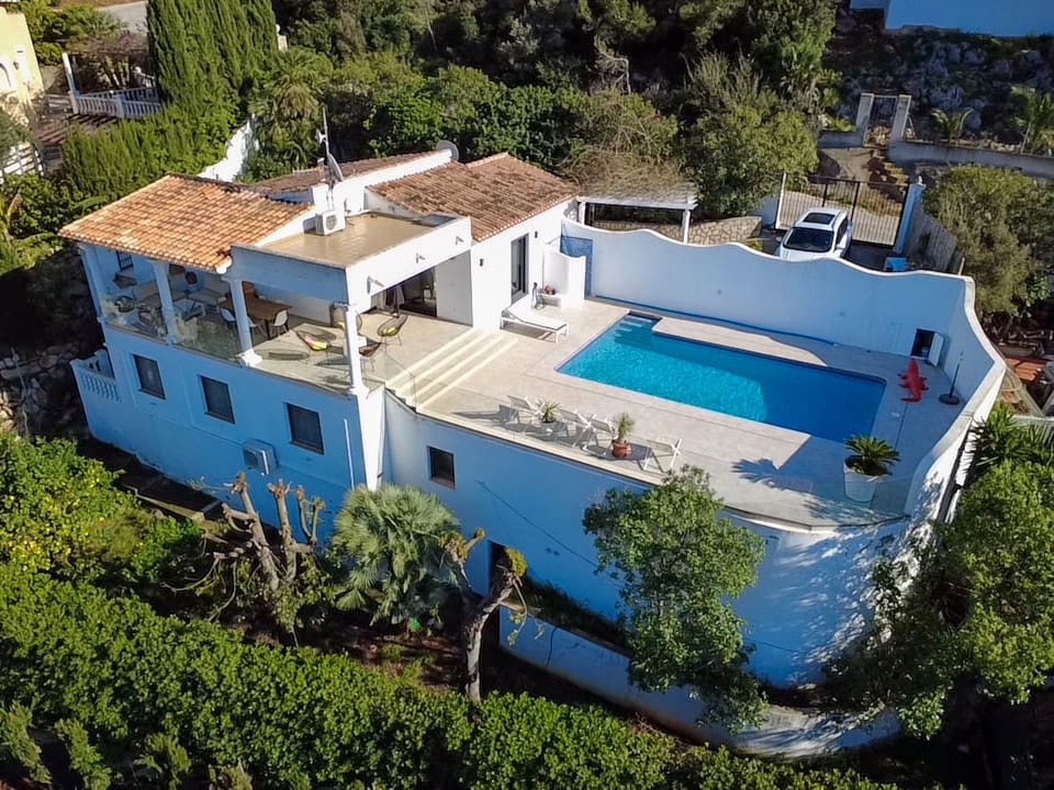3 makuuhuone Huvila myytävänä paikassa Denia mukana uima-altaan - 695 000 € (Ref: 9682386)