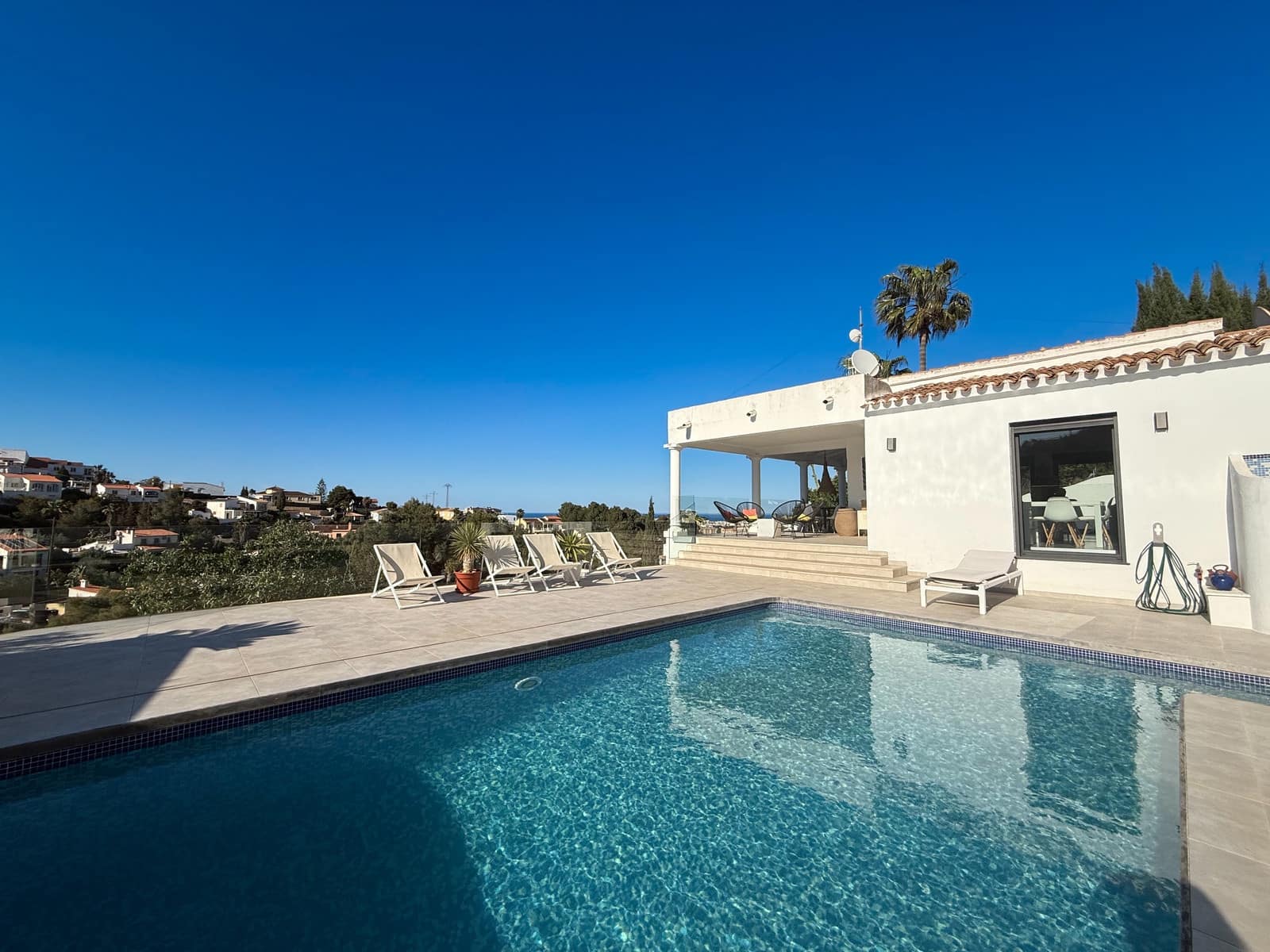 3 makuuhuone Huvila myytävänä paikassa Denia mukana uima-altaan - 695 000 € (Ref: 9682386)