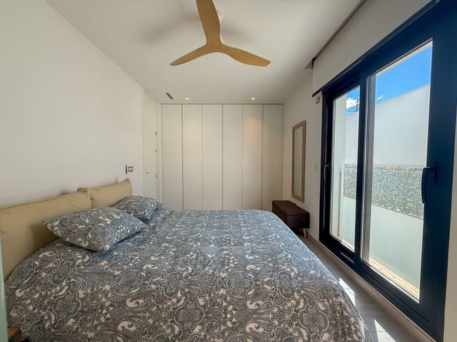 5 makuuhuone Huvila myytävänä paikassa Balcón de Finestrat - Terra Marina, Finestrat mukana uima-altaan - 765 000 € (Ref: 9698072)