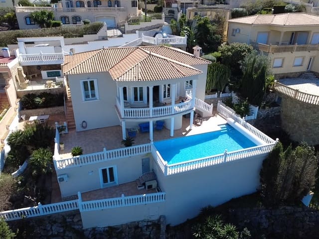 Chalet de 3 habitaciones en La Pedrera - Vessanes, Dénia en venta con piscina - 850.000 € (Ref: 9701391)