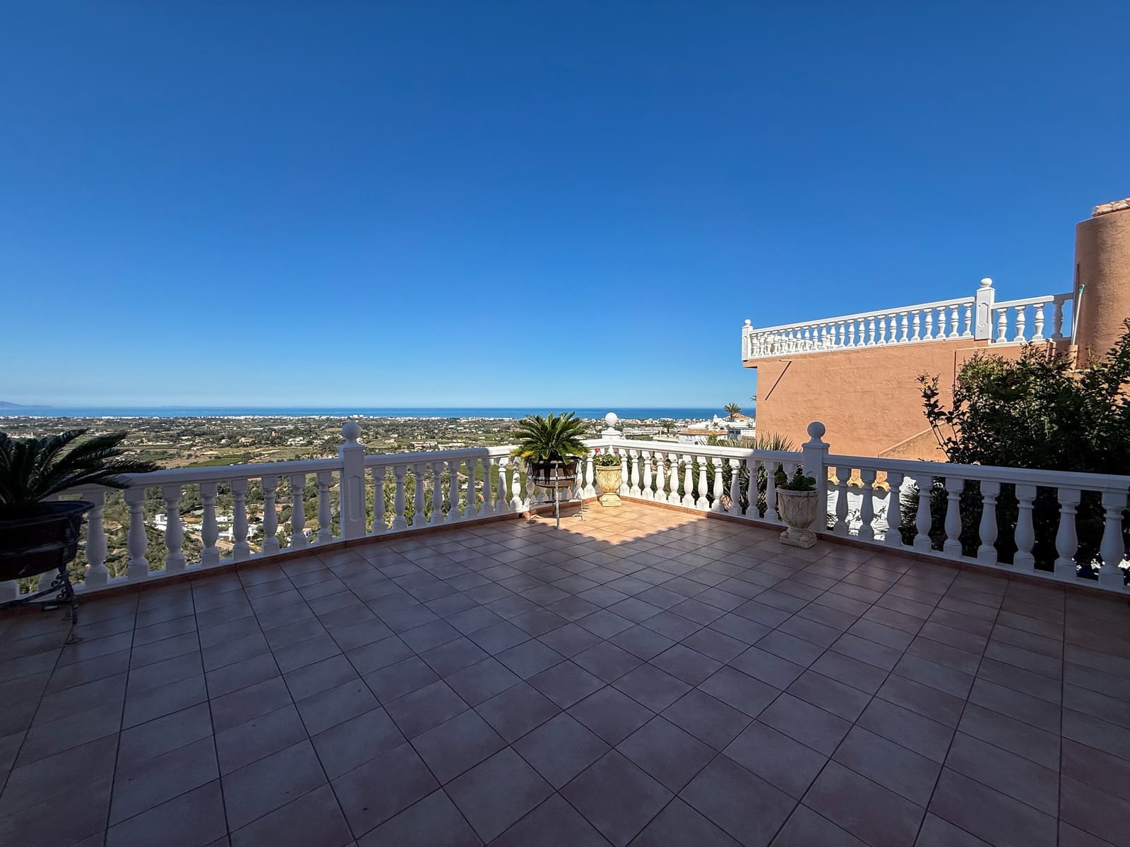 Chalet de 3 habitaciones en Dénia en venta con piscina - 850.000 € (Ref: 9701391)