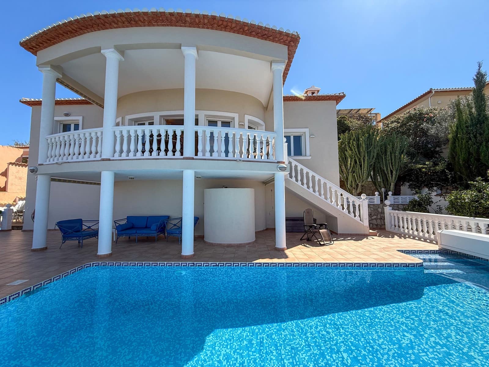 Chalet de 3 habitaciones en Dénia en venta con piscina - 850.000 € (Ref: 9701391)