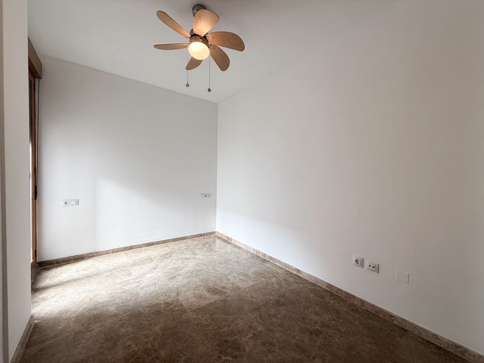 2 bedroom Apartment for sale in Benidoleig - € 165,000 (Ref: 9704865)