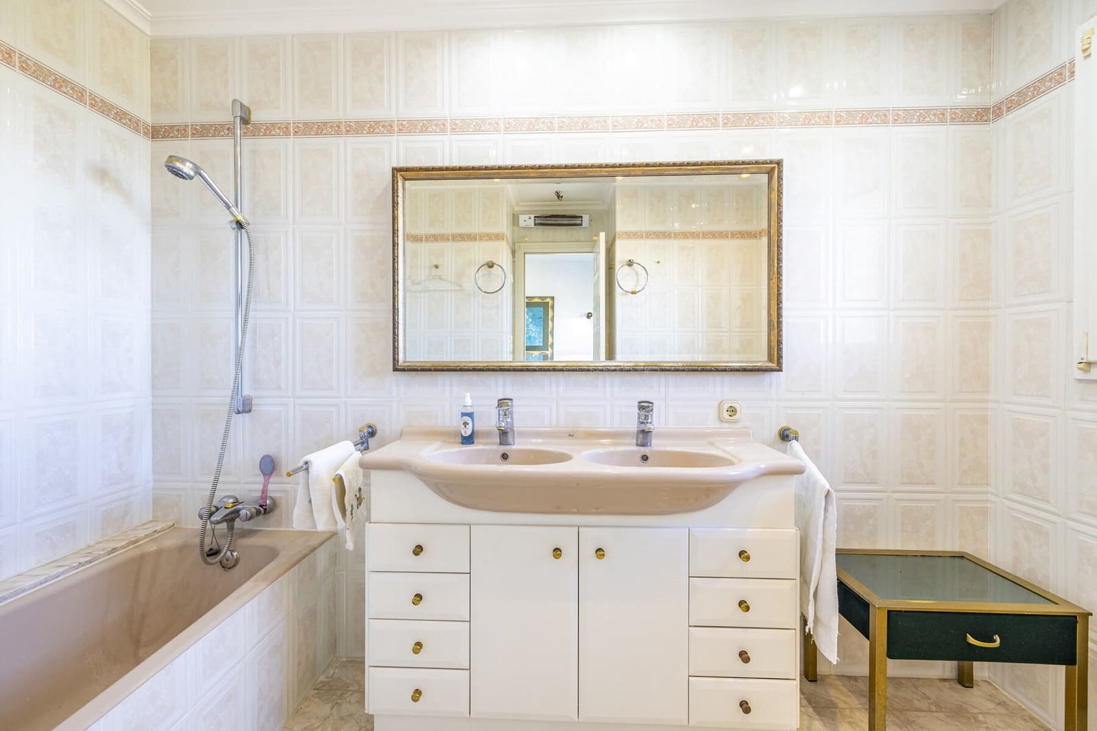 4 Zimmer Villa zu verkaufen in Denia mit Pool - 950.000 € (Ref: 9721404)