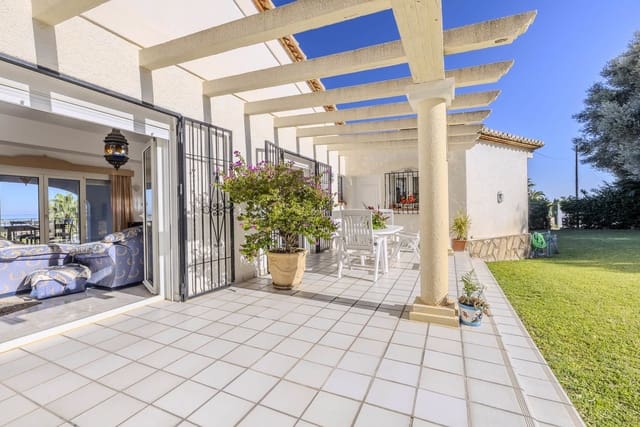 4 Zimmer Villa zu verkaufen in El Montgó, Dénia mit Pool - 950.000 € (Ref: 9721404)