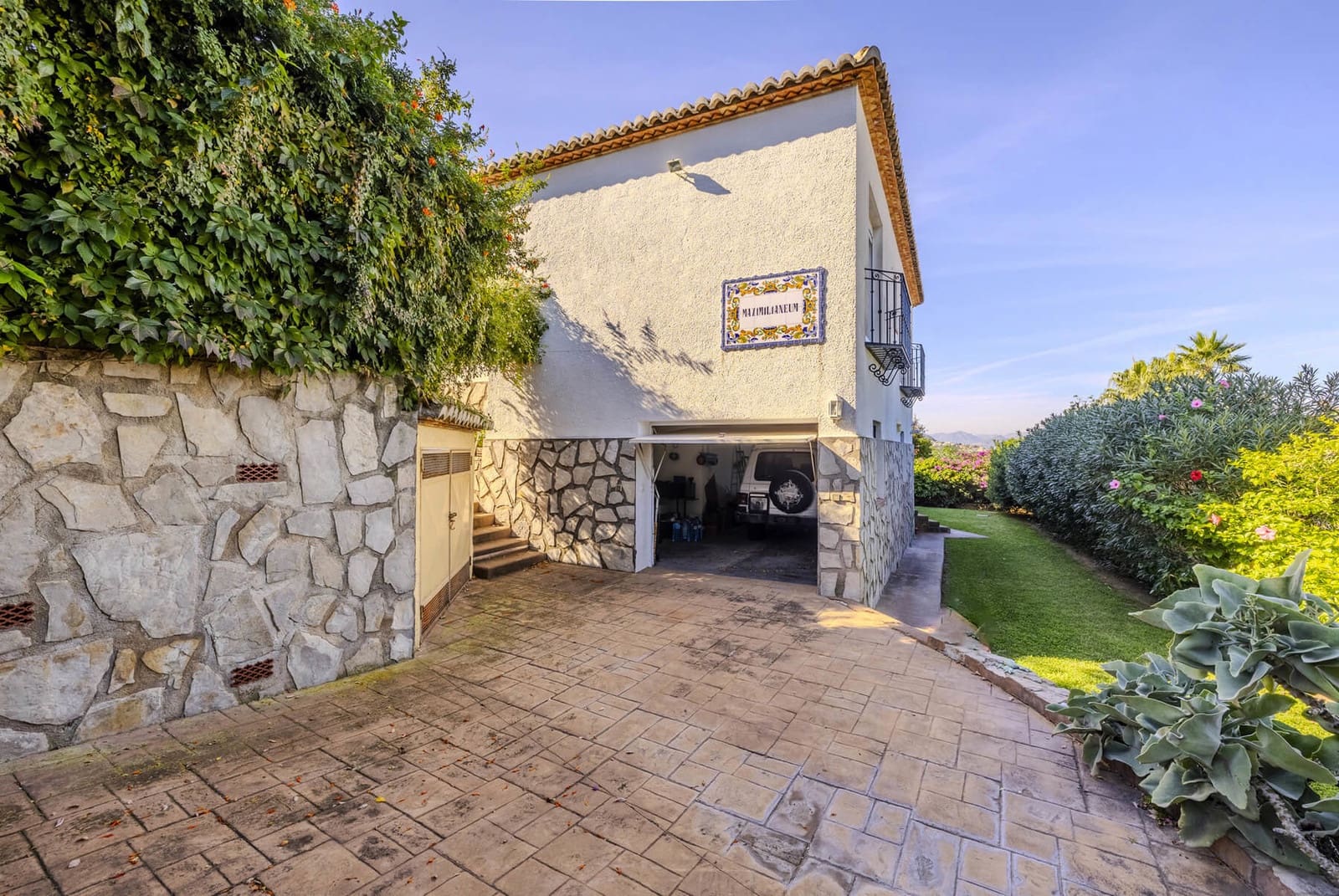 4 Zimmer Villa zu verkaufen in Denia mit Pool - 950.000 € (Ref: 9721404)