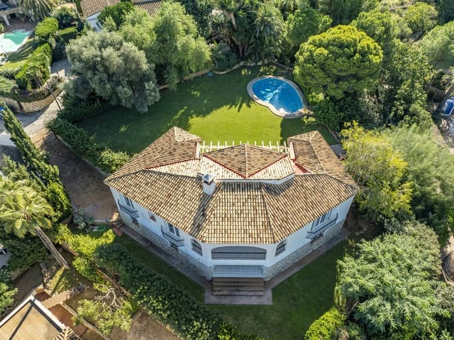 4 Zimmer Villa zu verkaufen in El Montgó, Dénia mit Pool - 950.000 € (Ref: 9721404)