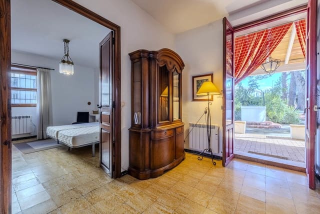 5 soveværelse Villa til salg i El Puerto, Dénia - € 949.000 (Ref: 9721405)