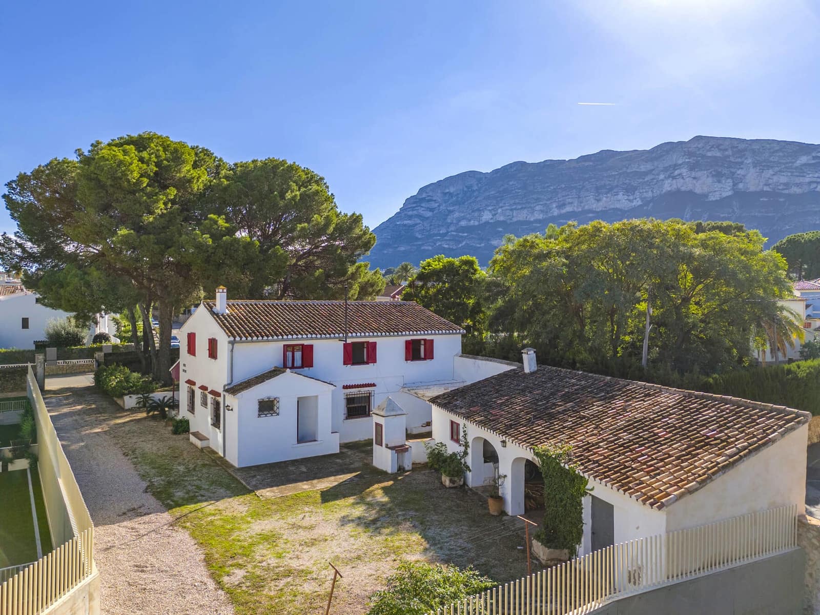 Chalet de 5 habitaciones en Dénia en venta - 949.000 € (Ref: 9721405)