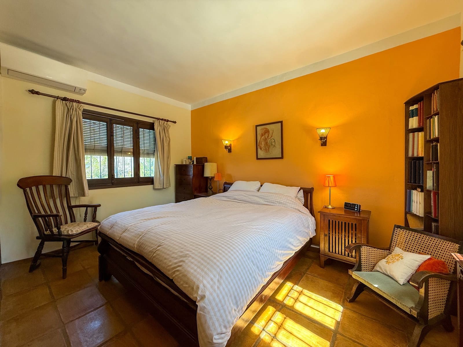 3 bedroom Villa for sale in Benidoleig with pool - € 470,000 (Ref: 9731740)