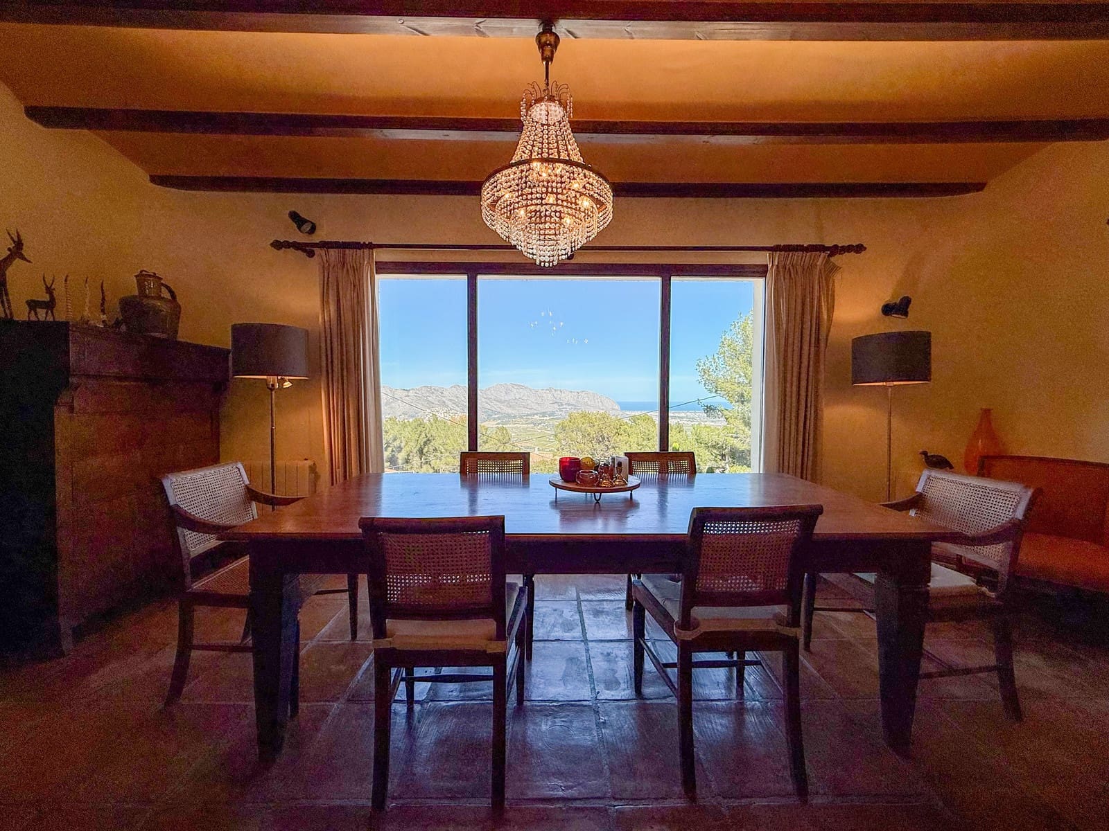 3 bedroom Villa for sale in Benidoleig with pool - € 470,000 (Ref: 9731740)